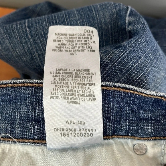 LEVIS 512 Perfectly Slimming Button Flap Bootcut Jeans Blue Light-wash Size 8 - Picture 9 of 12